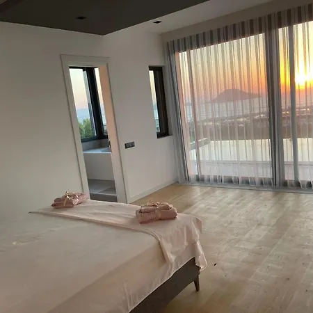 Luxury With Stunning Sea View And Spectacular Sunsets Bodrum